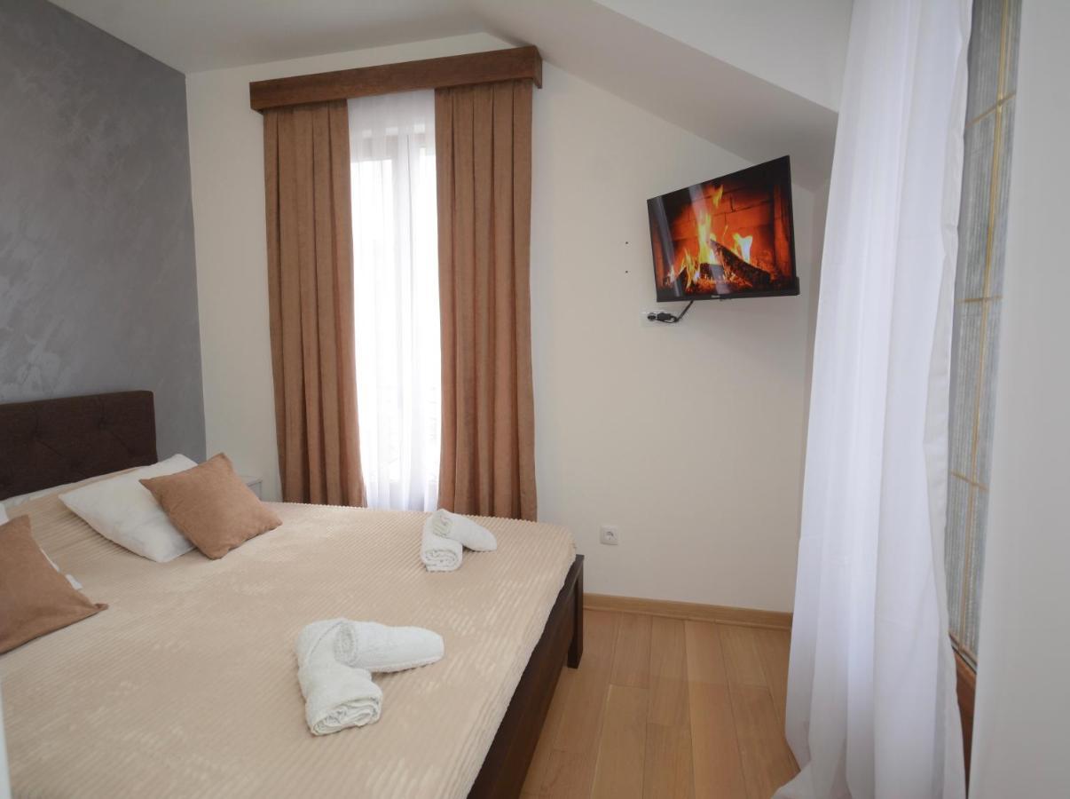Crown House Aparthotel Vrnjačka Banja Kültér fotó