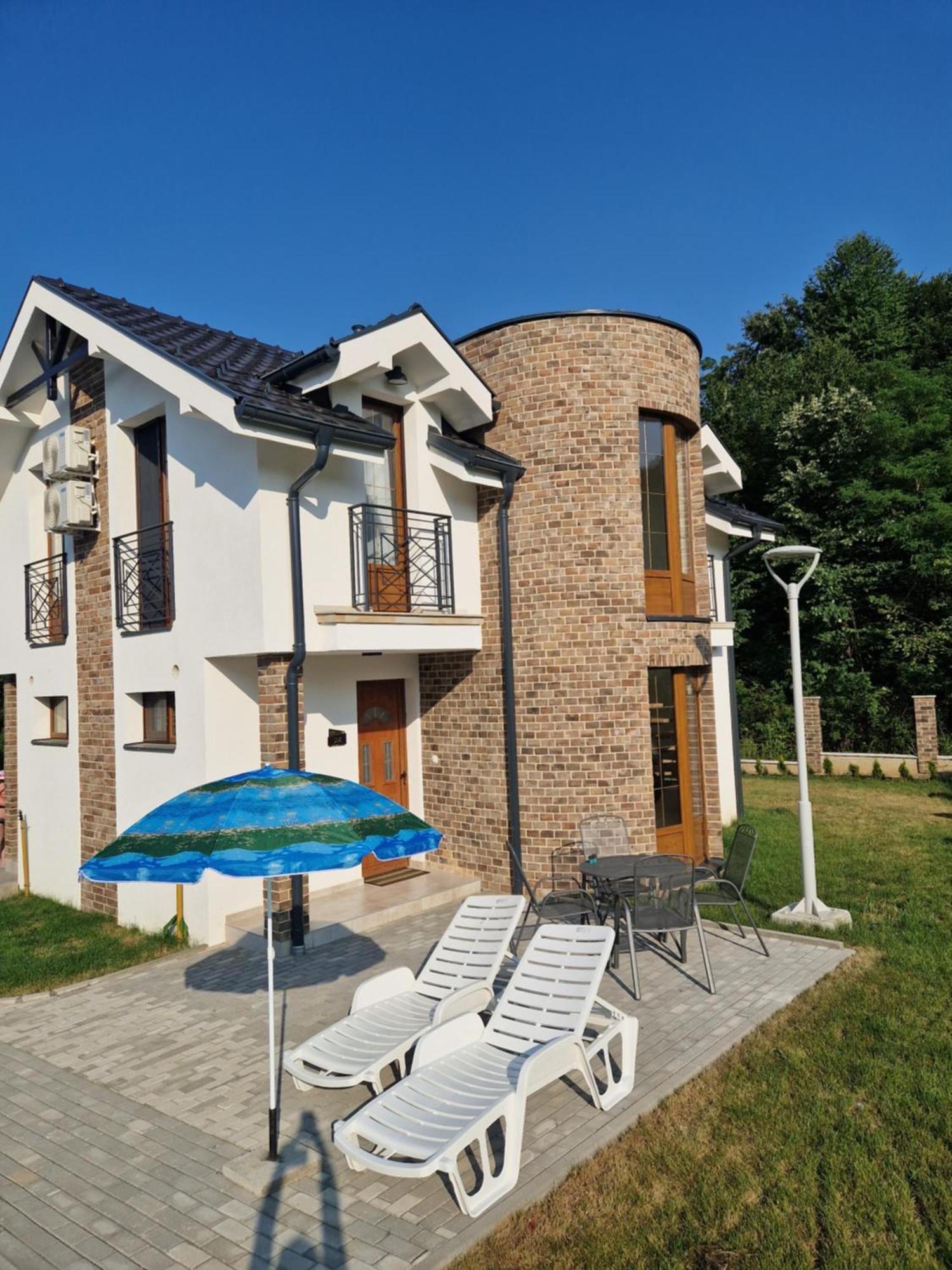 Crown House Aparthotel Vrnjačka Banja Kültér fotó