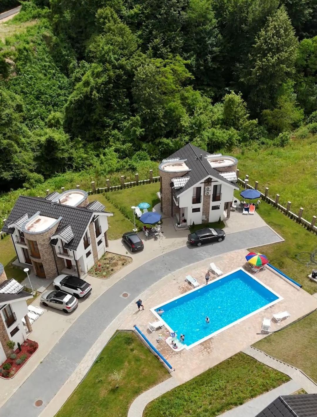 Crown House Aparthotel Vrnjačka Banja Kültér fotó